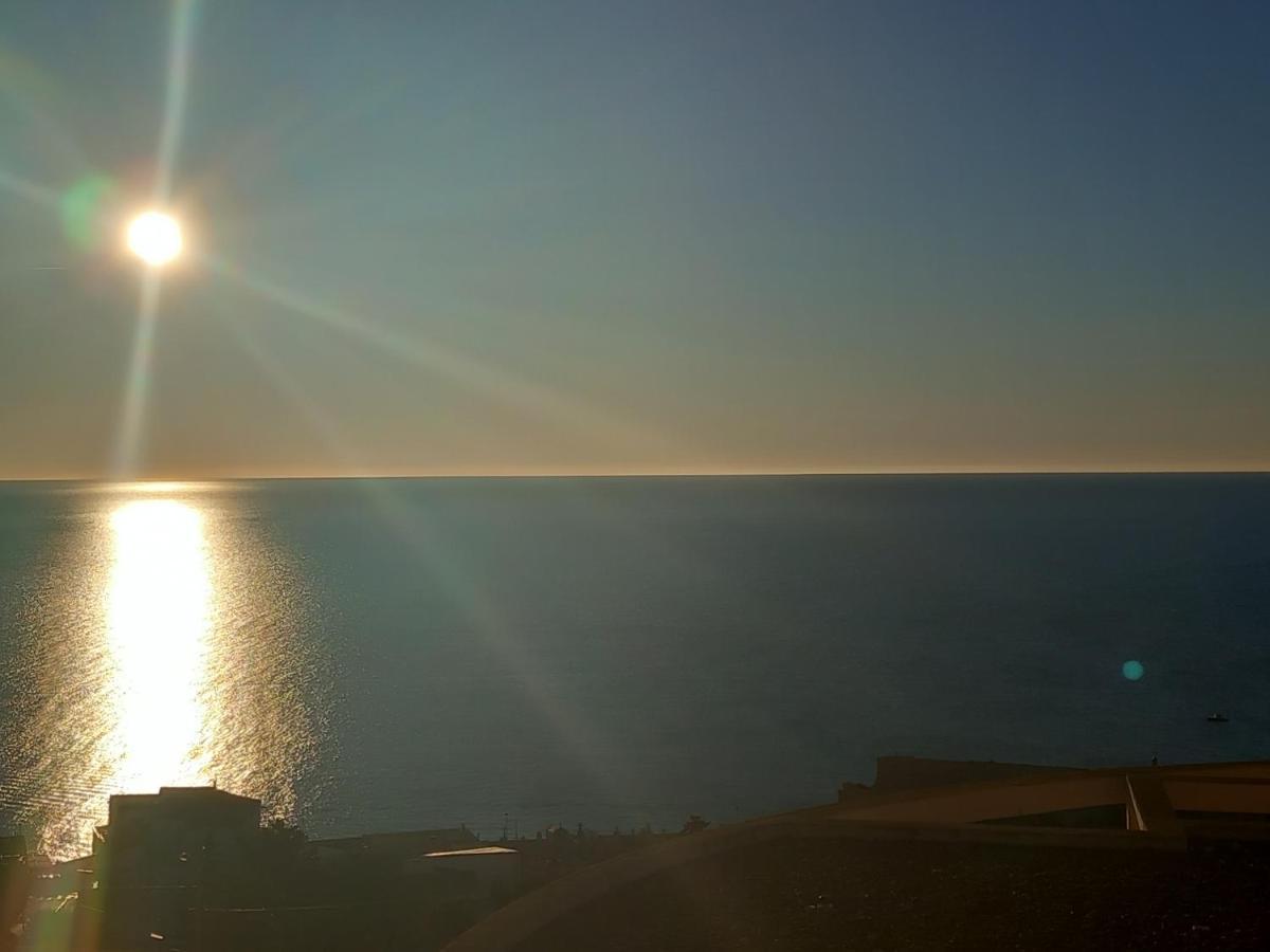 Chambre D'Hote - Vue Mer Au Mont Saint-Clair แซ็ต ภายนอก รูปภาพ